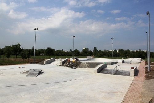 Najtrudniejsze prace w skateparku już na finiszu